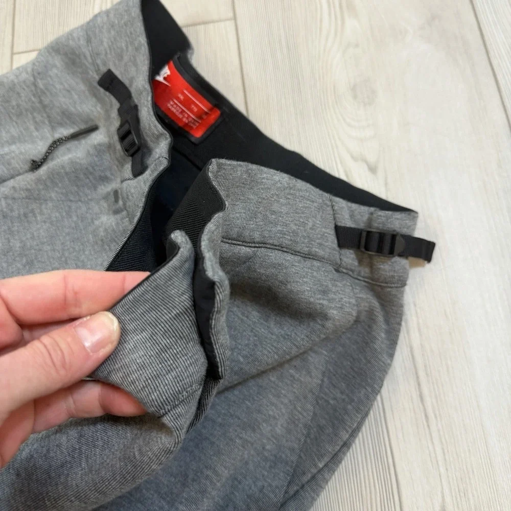 Nike sportswear tech
